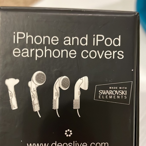 NWT DEOS iPhones & iPod earphone covers Royal Blue with Swarovski Crystals - Picture 3 of 7